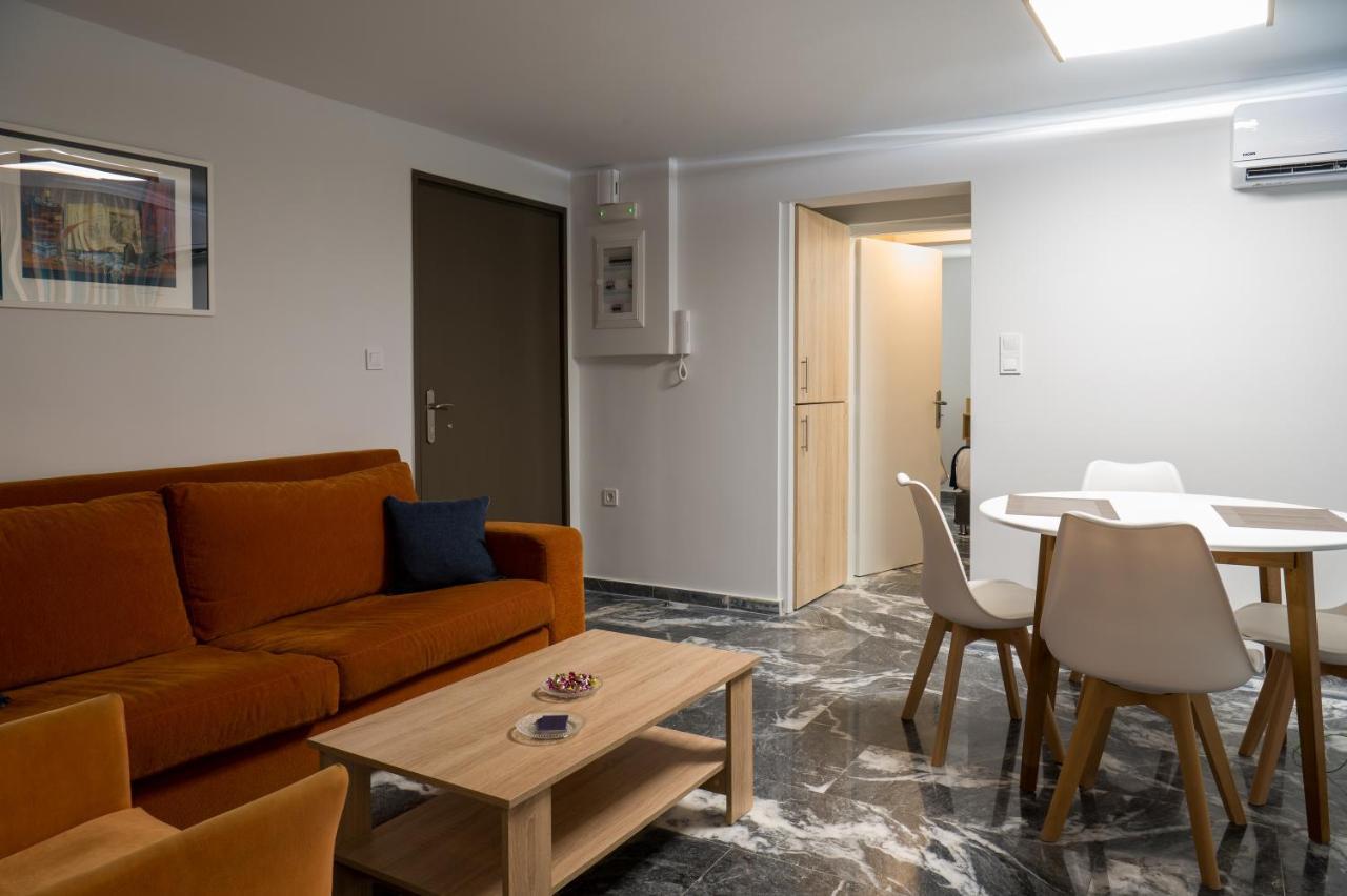 Chroma Lodge Rafina Екстер'єр фото