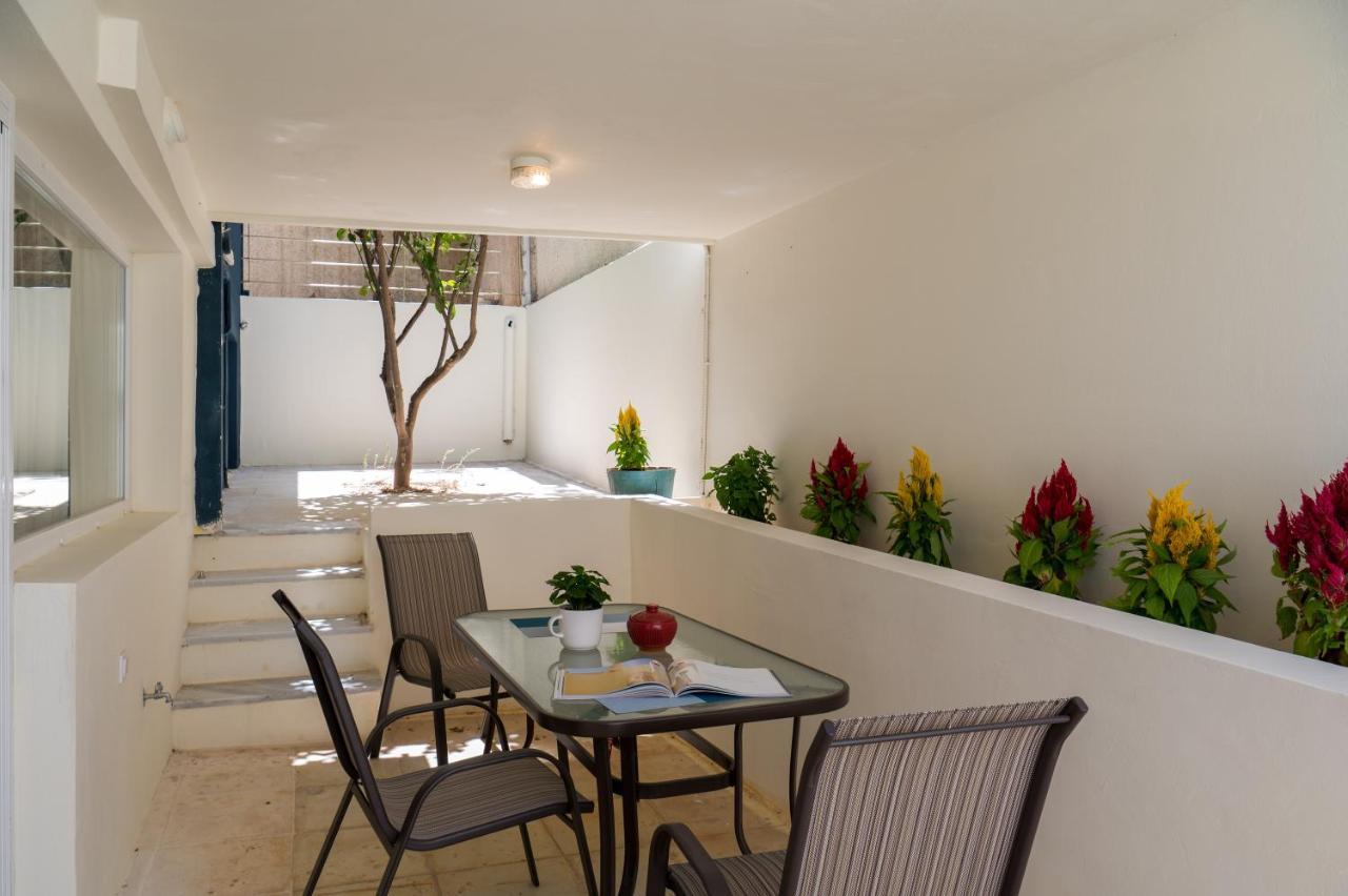 Chroma Lodge Rafina Екстер'єр фото
