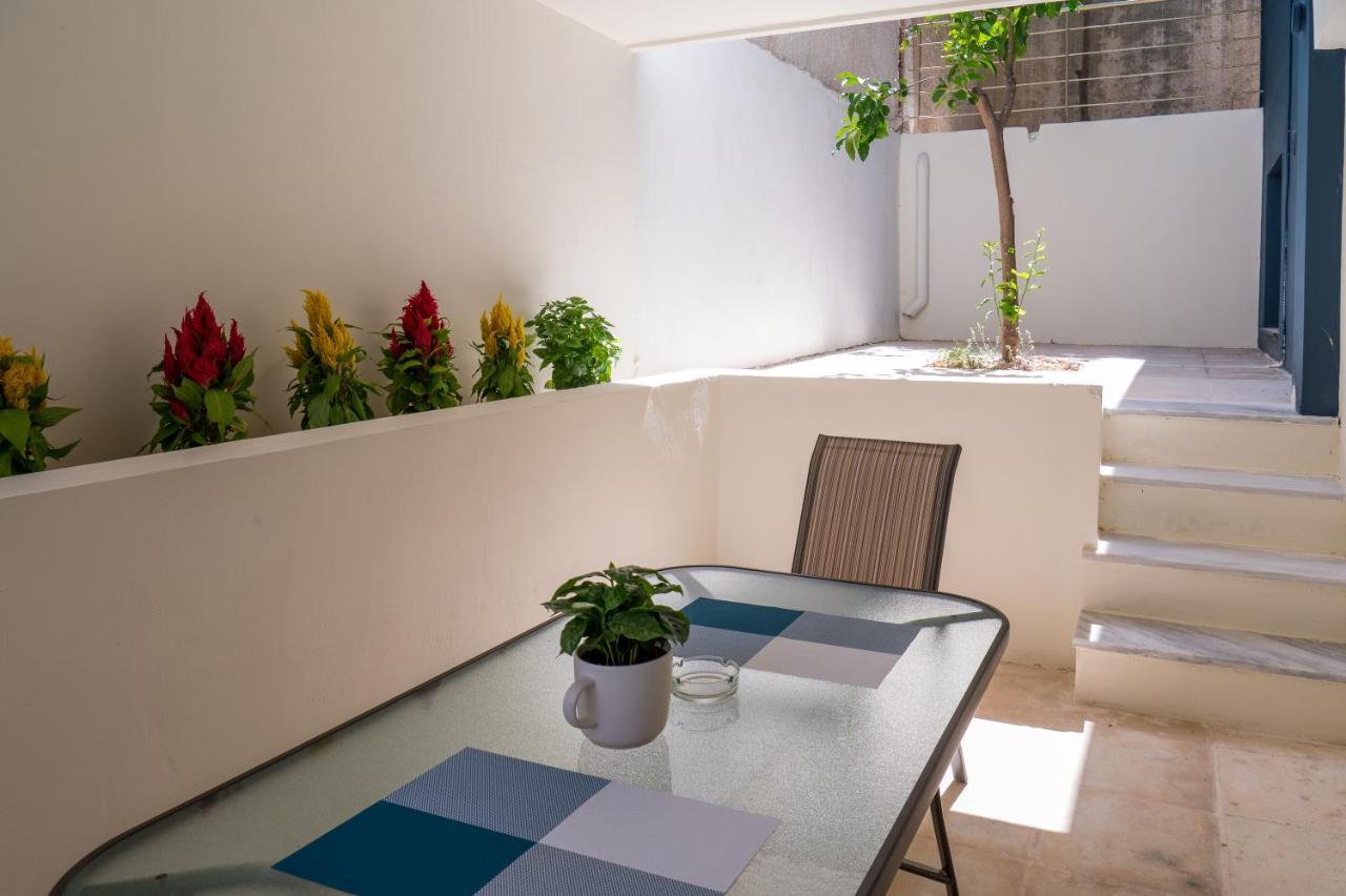 Chroma Lodge Rafina Екстер'єр фото